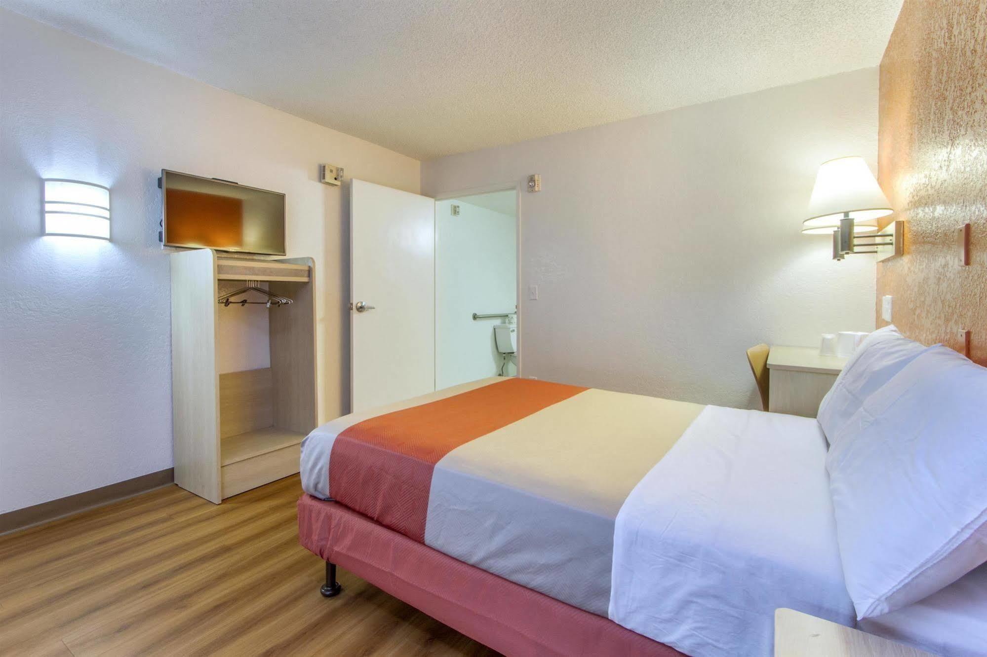 Phoenix Inn المظهر الخارجي الصورة