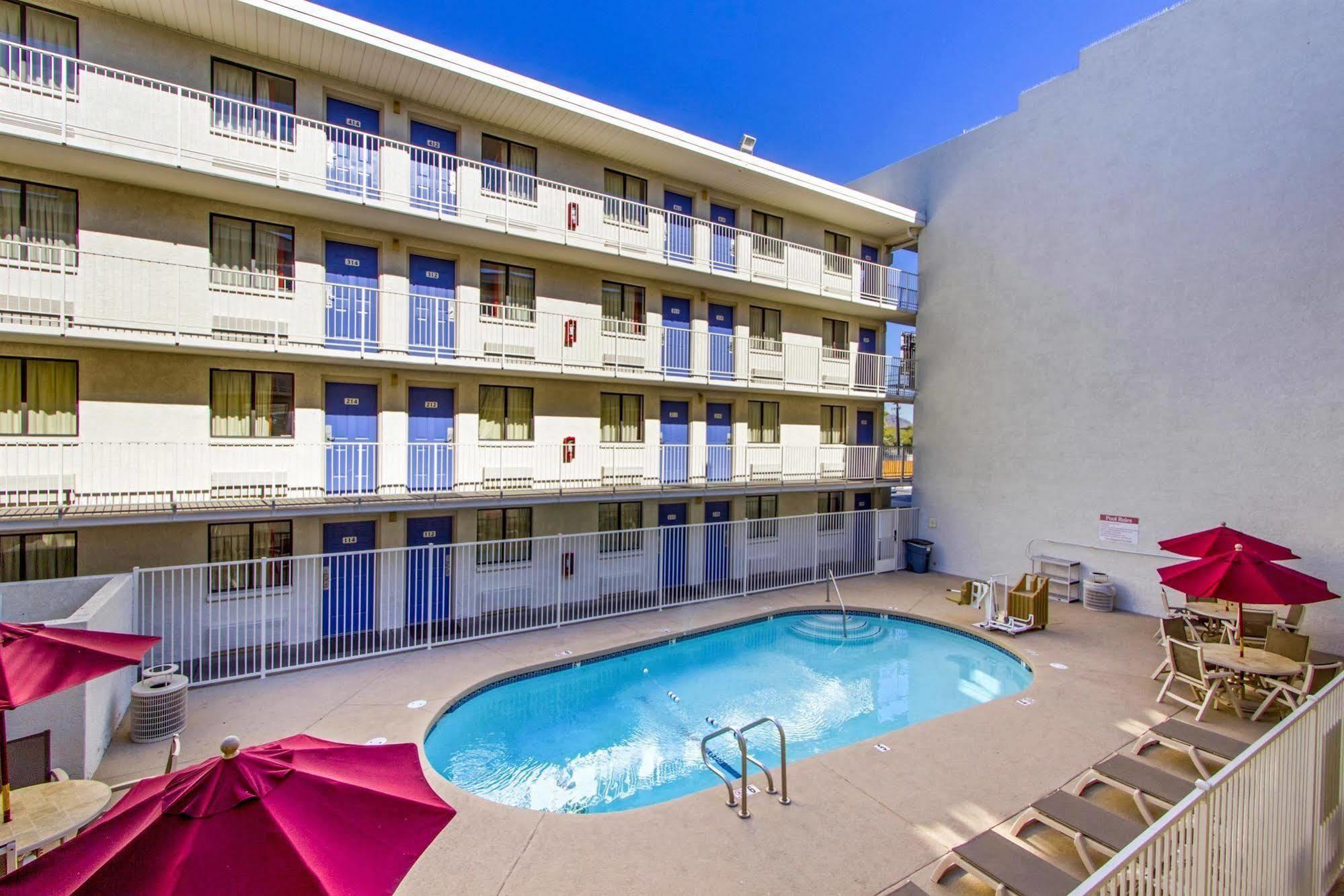 Phoenix Inn المظهر الخارجي الصورة