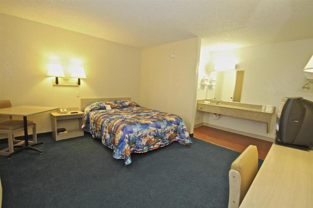 Phoenix Inn الغرفة الصورة