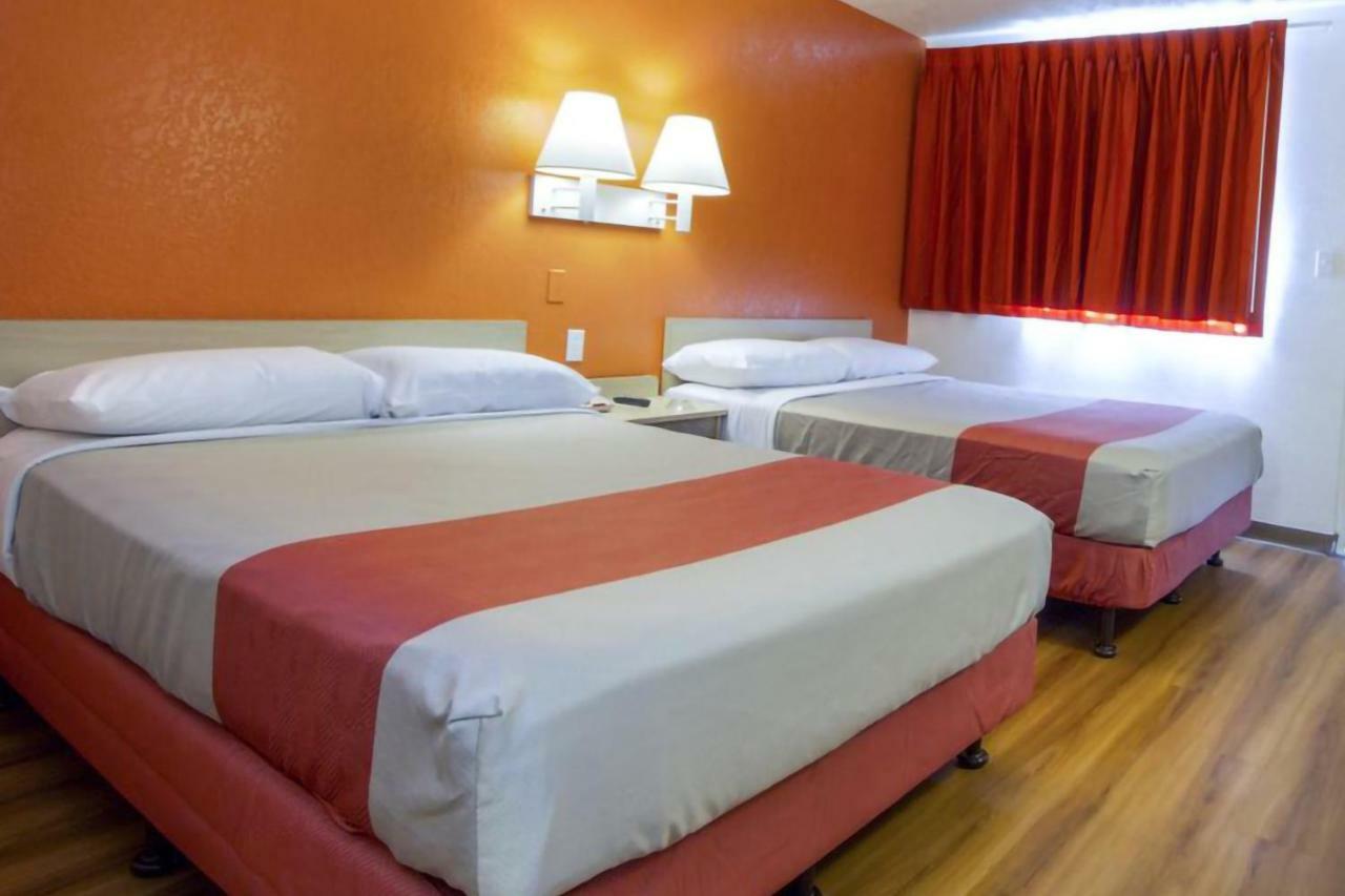 Phoenix Inn المظهر الخارجي الصورة